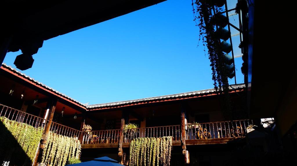 Lijiang Wangjia Courtyard Inn Exterior photo